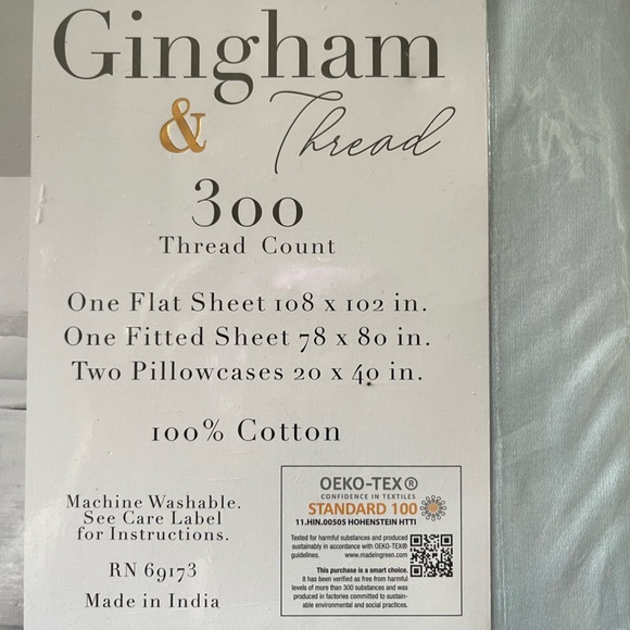 Gingham and Thread 300 count King sheet set - Picture 2 of 2
